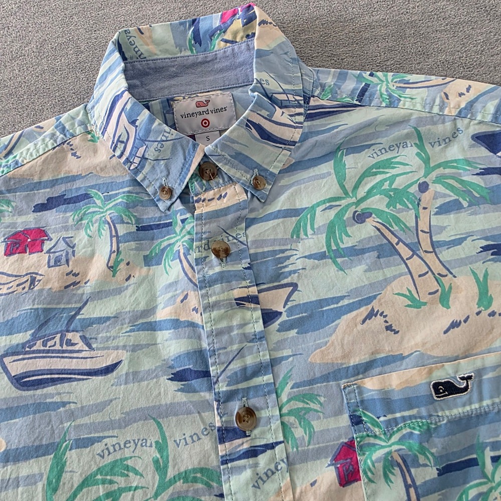 Vineyard Vines for Target Men Small Tropical Island Boat Print Button Down Shirt